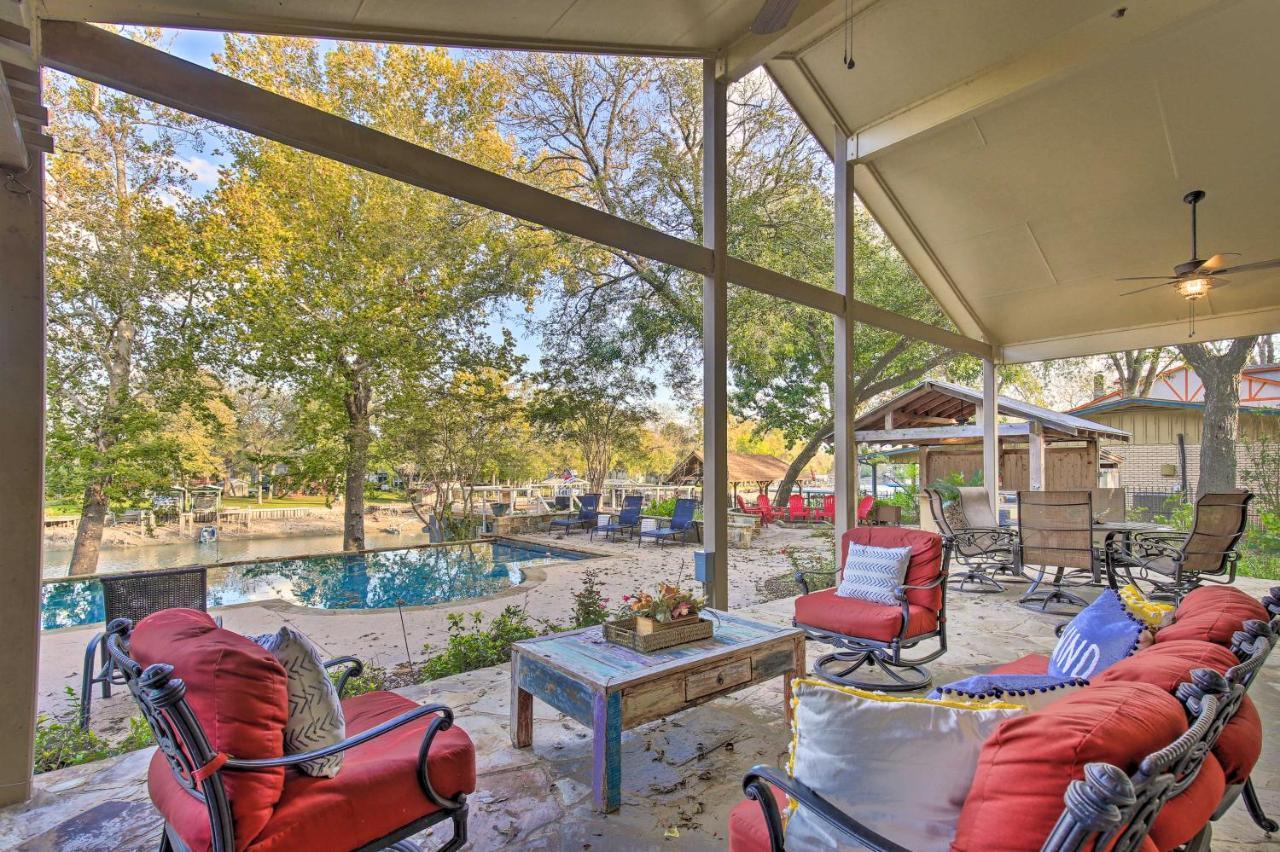 Guadalupe River Paradise With Hot Tub, Dock And Kayaks Villa Seguin Exterior photo